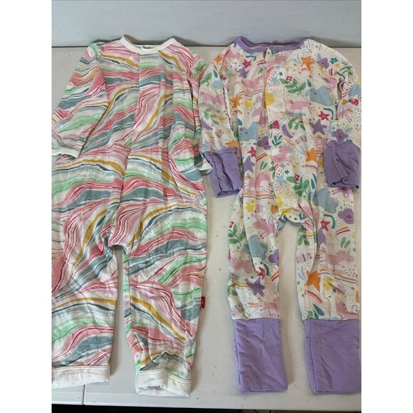 Lot of 2 Magnetic Me6-9 mos Baby GirlSleeper Footie Pajama stripe/ unicorns